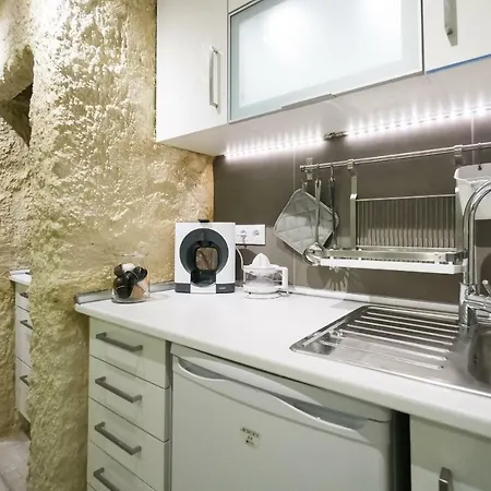 Apartment Charm At The Heart Of