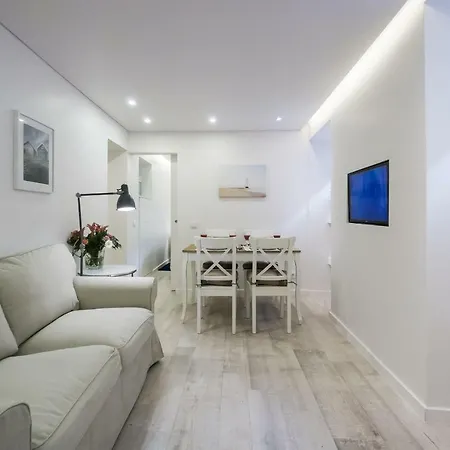 Charm At The Heart Of Apartament *