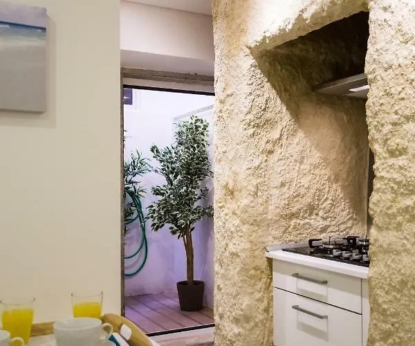 Charm At The Heart Of 리스본